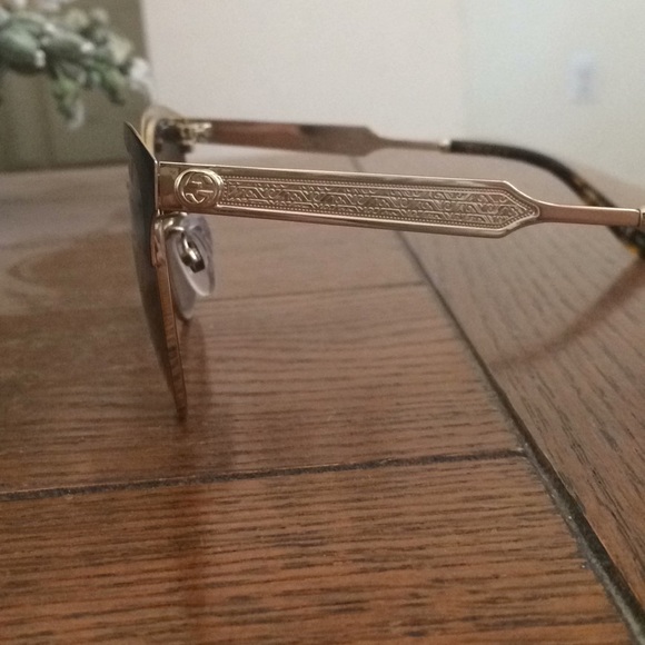 Women’s Gucci sunglasses (perfect condition) - Picture 8 of 8
